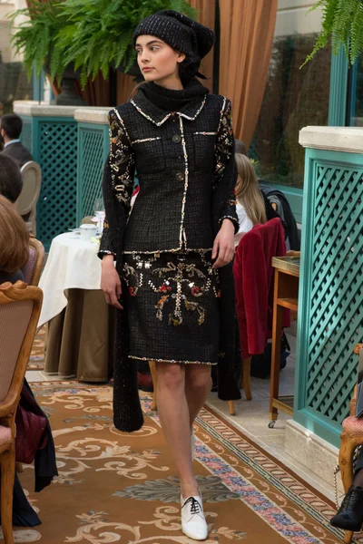 Look 46